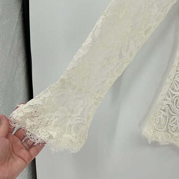 Soft Surroundings Women's Whimsical Lace Bell Sleeve Top - Ivory - Large - Picture 4 of 7
